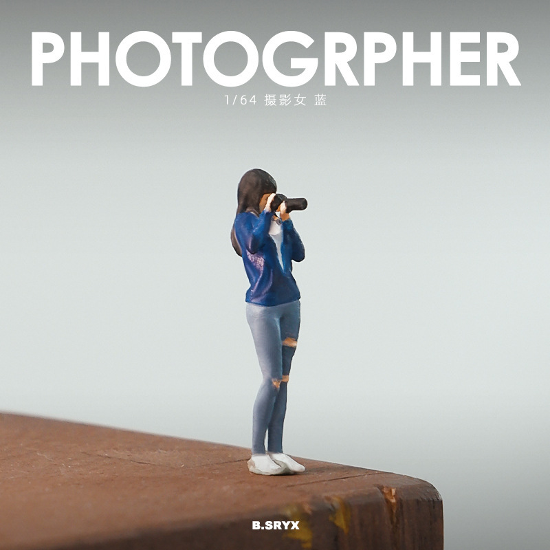 Foreign trade 1:64 photography girl mini figure props micro shooting decorative scene sand table accessories mini little man