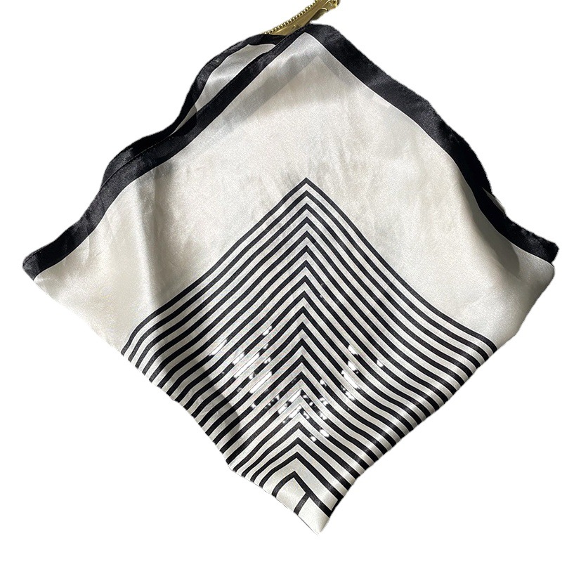 白黒の幾何学のストライプの韓国版の百合のシルクのスカーフの桑のシルクのスカーフの女性の春夏のファッションの薄いタイプのスカーフの贈り物