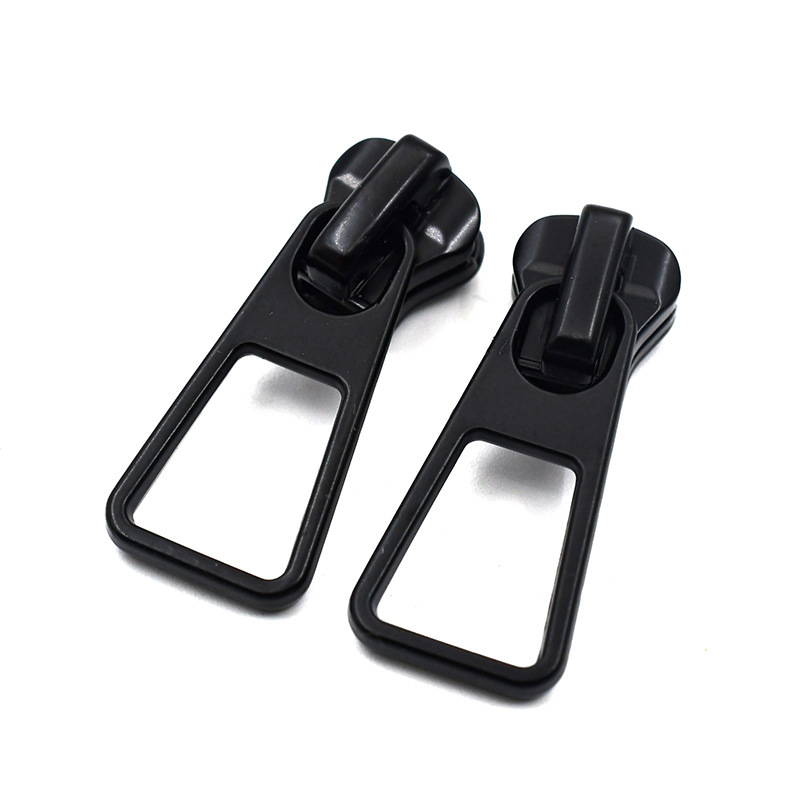 プルヘッド No.3、No.5、No.8、No.10/15/20 樹脂ジッパー用厚みのある大型金属プルヘッド黒ジッパーヘッド|undefined
