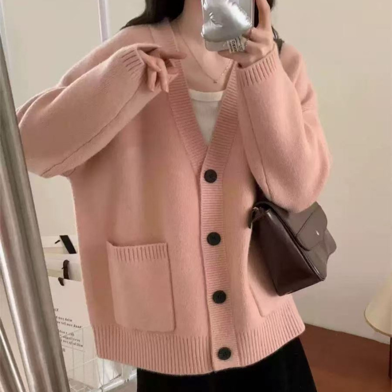 Korean Fashion Lazy Style Loose Retro V Neck Cardigan Jacket for Women 2025 Spring & Fall Casual Large Version Knitted Sweater Korean Fashion Lazy Style Loose Retro V Neck Cardigan Jacket for Women 2025 Spring & Fall Casual Large Version Knitted Sweater