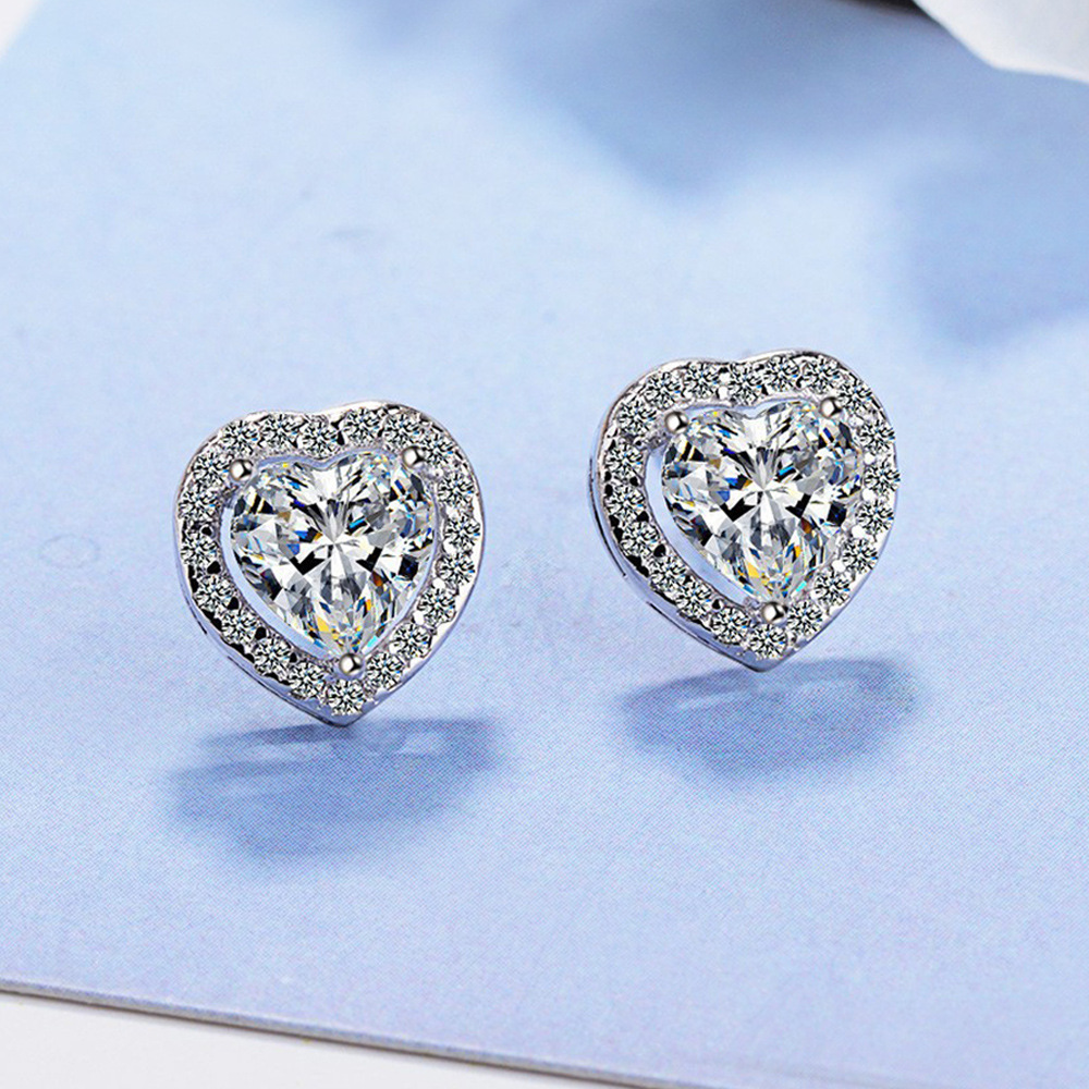 E59 love stud earrings [1 carat] white gold