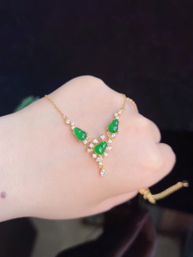 Vòng cổ ngọc bích tự nhiên bạc 925 mạ vàng mặt hồ lô phong thủy chi tiết 36
