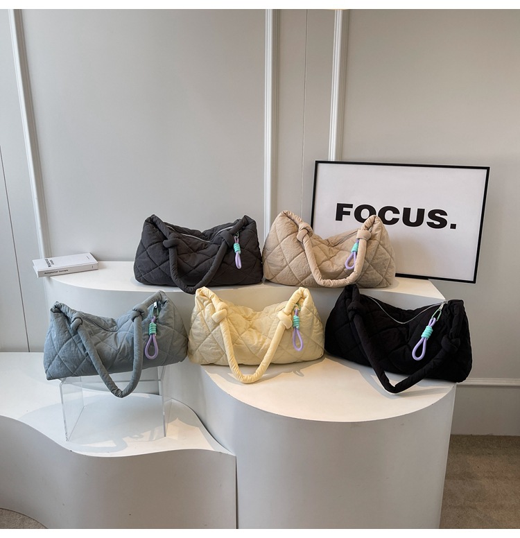 Bag, women's tote large capacity summer crossbody 2024 new versatile cloth bag, diamond grid college student class bag_voghion.com