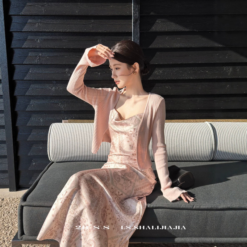 Ls High-End Resort-Style Swing-Neck Strap Dress for Women Guangzhou Shisanxing 2026 Spring New Long Dress 23070 Ls High-End Resort-Style Swing-Neck Strap Dress for Women Guangzhou Shisanxing 2026 Spring New Long Dress 23070
