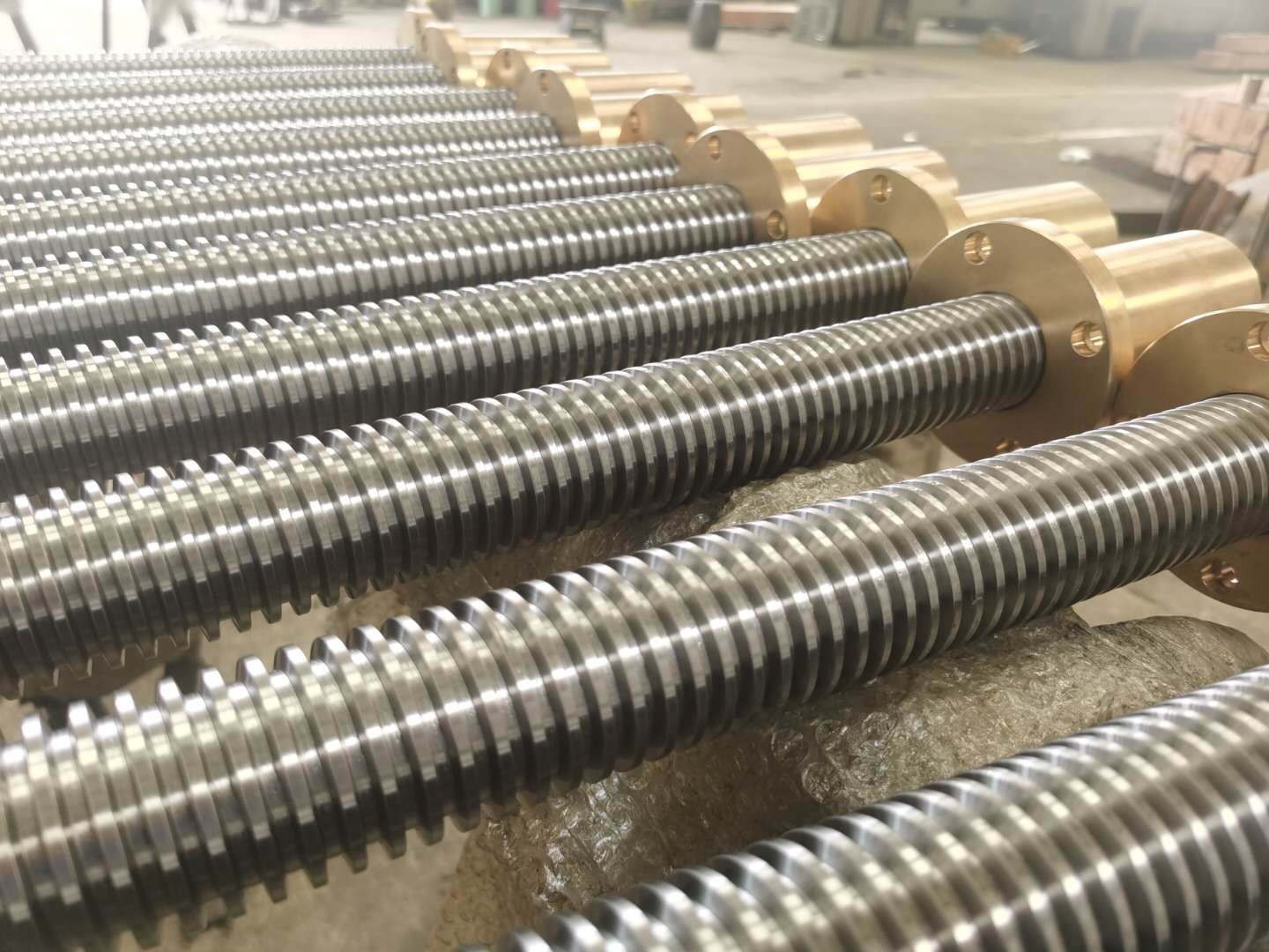 利兴机械丝杆丝母配套加工 梯形丝杆螺母来图做 大型丝杠厂家