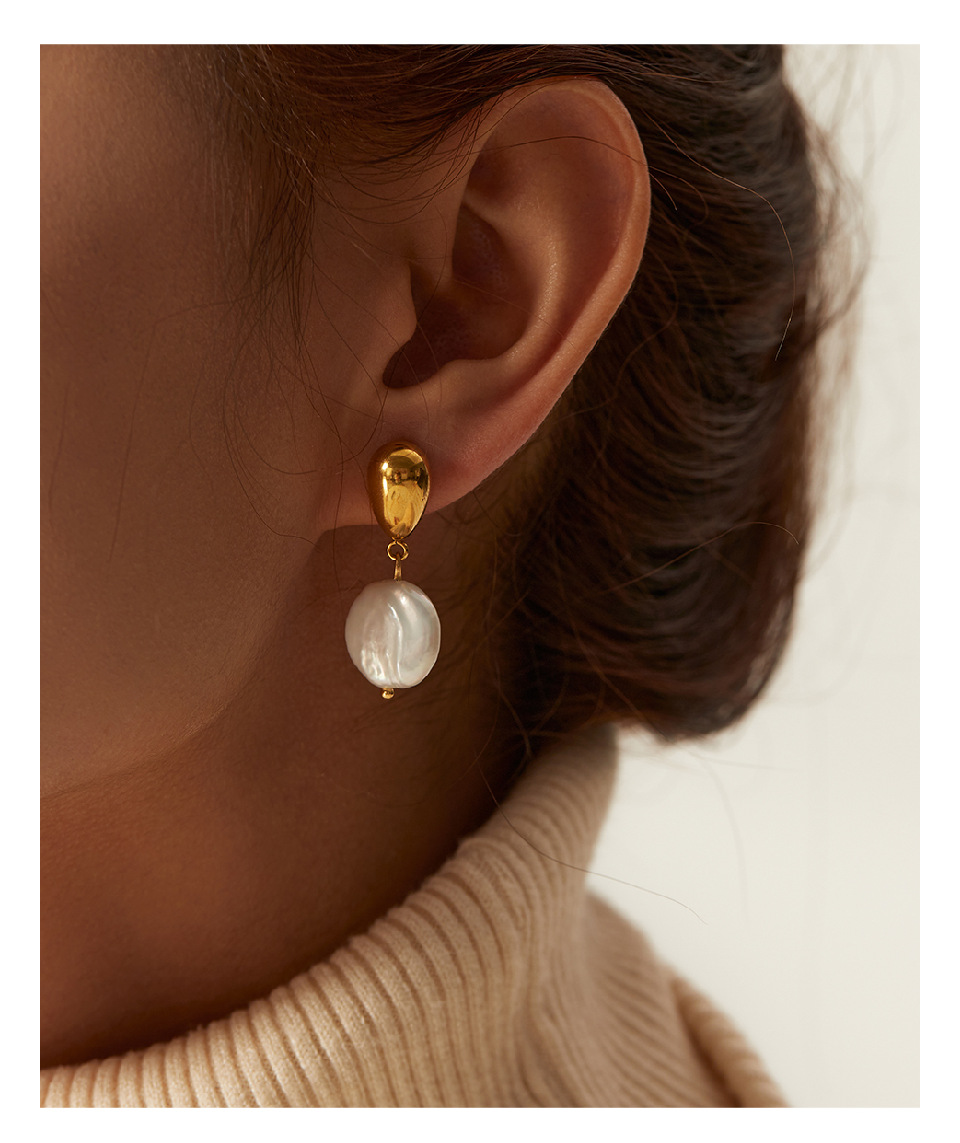 Retro Geometric Titanium Steel Gold Plated Pearl Drop Earrings 1 Pair