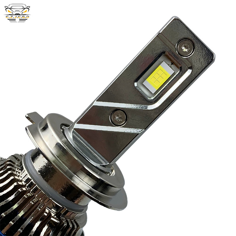 Transfronterizo doble tubo de cobre LED brillante general ahorro de energía alta concentración de luz de lejos y cerca de todo el accesorio de lámpara delantera