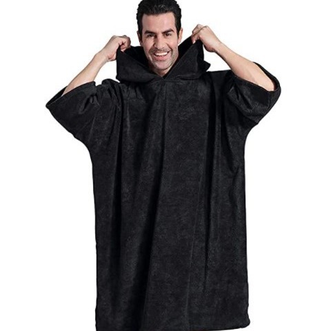 2023 nuevo color caramelo con capucha suelta camisón de felpa al aire libre ocio suéter hombres y mujeres Albornoz usable