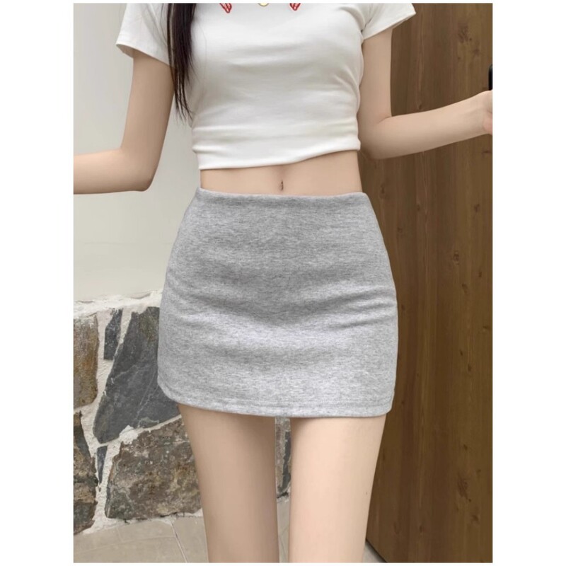 Fashionable Hot Girl Versatile Low-Waist Skirt Women's Summer 2025 New Style Hip-Covering Slimming Look Anti-Exposure Elegant Culottes Trend