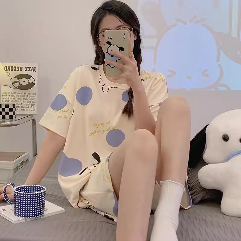 Pijama de mujer de verano de manga corta pantalones cortos delgados en 2025 nuevo conjunto de ropa de casa de dibujos animados de verano para mujeres se puede usar fuera