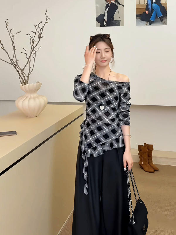 设计感小众斜领格子长袖T恤女2025秋季新款法式气质收腰显瘦上衣|undefined