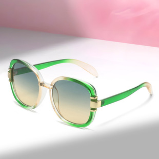 Retro new large frame women's sunglasses round frame sun protection sun protection European and American fashion sunglasses metal accessories