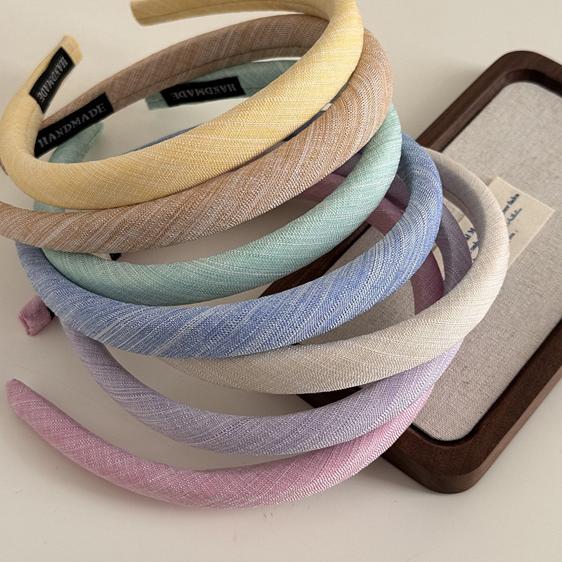 Women's Simple Style Solid Color Cloth Hair Band display picture 2