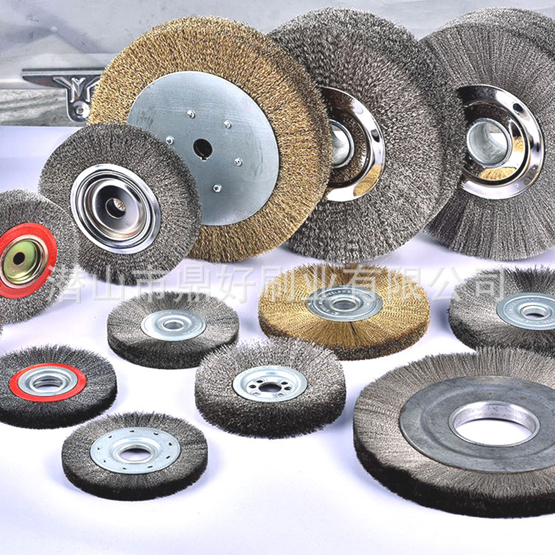 源头厂家平型钢丝刷打磨除锈抛光轮毛刷平型钢丝轮去毛刺磨料丝轮