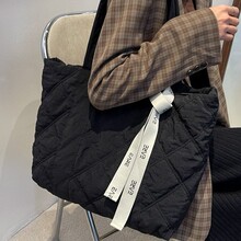 太空棉托特包包女2025单肩手拎秋冬通勤大包菱格棉服包潮流百搭
