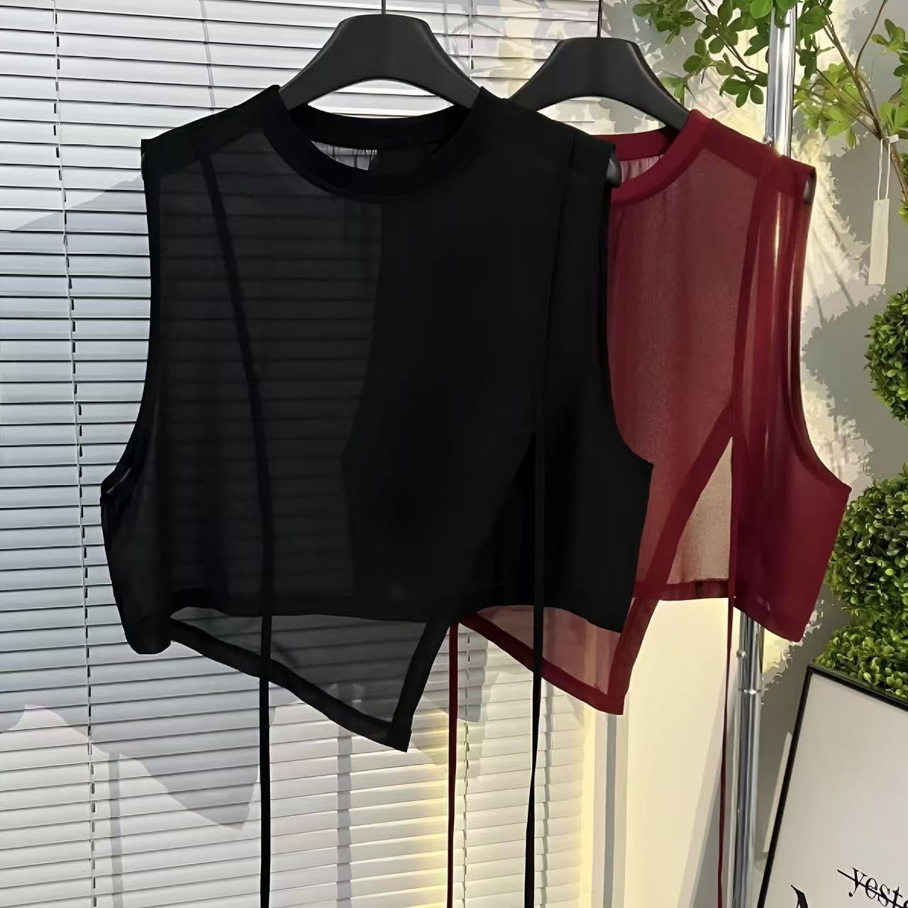 European Style Mesh Top for Women 2025 Summer New Slim Round Neck Asymmetrical Chiffon Sleeveless Vest Vest