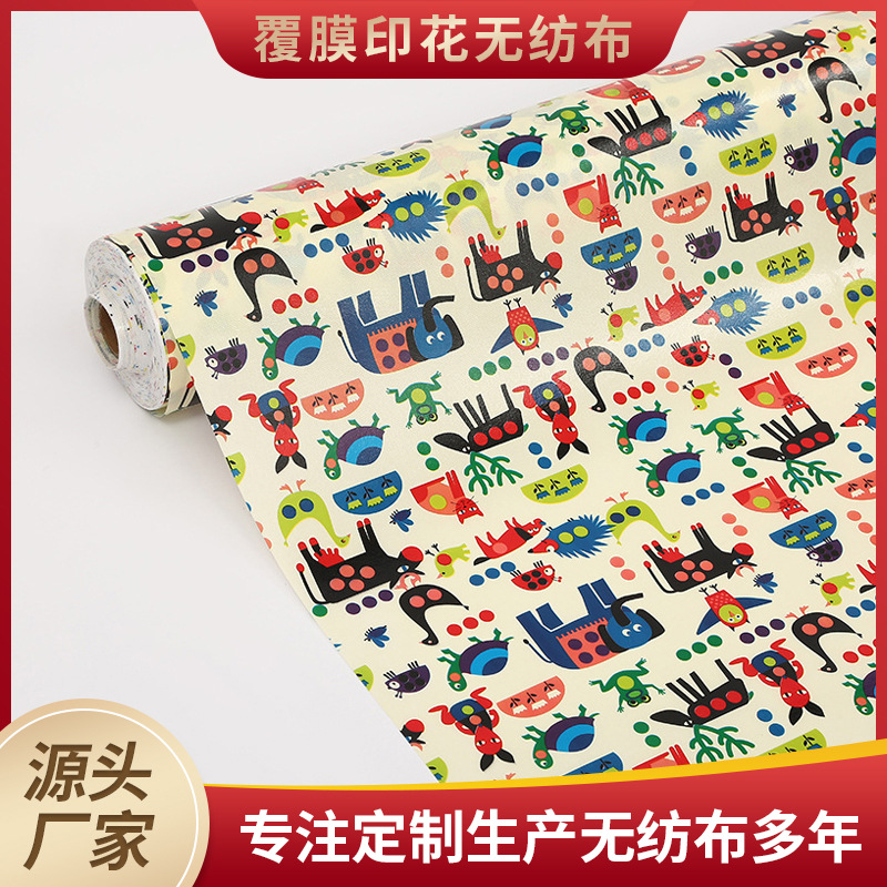 源头工厂纺粘无纺布新款卡通猫头鹰印花手袋布购物袋包装用覆膜印