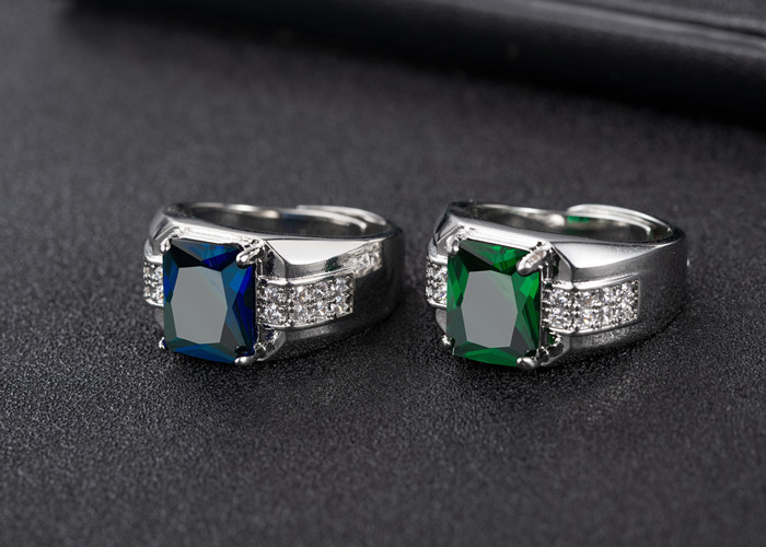 Emerald European And American Sapphire Diamond Green Spinel Trendy Ring display picture 1