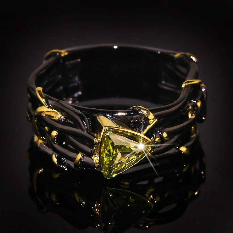 Chenrui Cross-Border Ring Two-Color Triangle Olive Green Zircon Ring European and American Personality Temperament for Men and Women