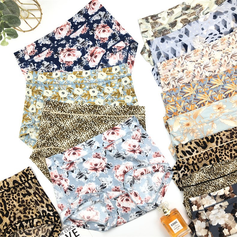 Ice Silk Cute and Fresh Milk Silk Panties for Women, Mid-High Waist, Sexy, Plus Size, Breathable, Seamless, Pure Cotton Crotch