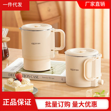 �����ۯB��ˮ�����б�y��ˮ�ر���һ�w����С��һ�˟�ˮ������