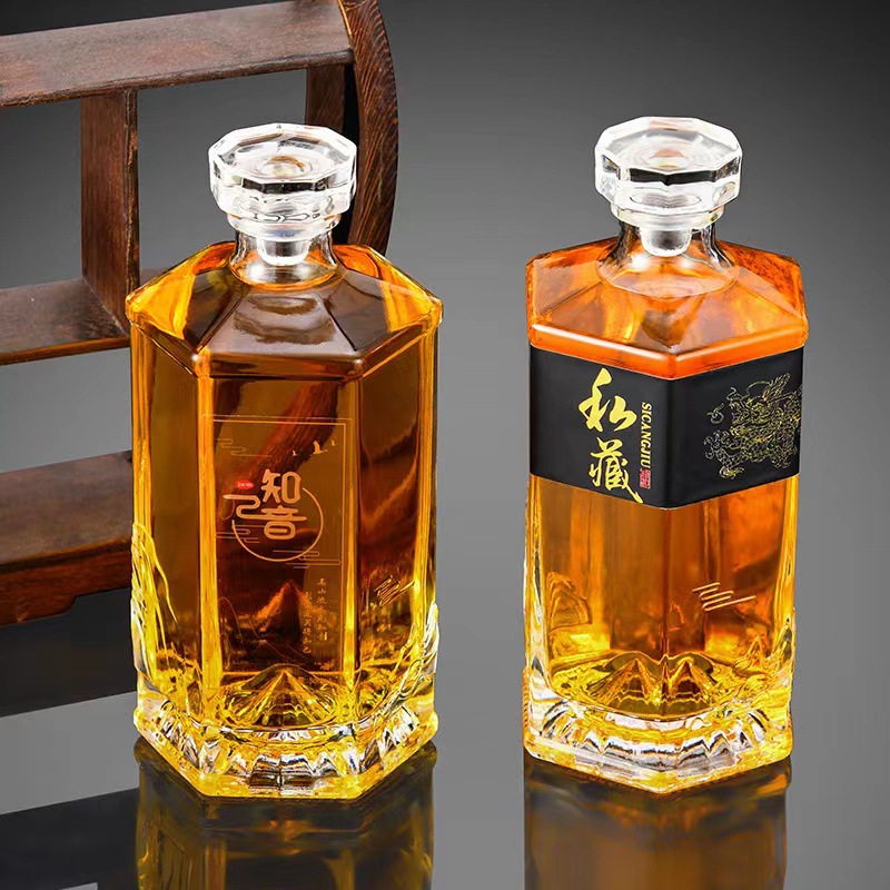 创意自酿玻璃酒瓶500ml晶白料透明白酒瓶加厚密封玻璃白酒瓶分装