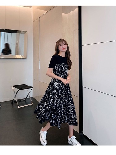 Women's Summer Two-Piece Dress, Korean Style Fashion Loose and Slimming Splicing Medium-Length Short-Sleeve Floral Small Black Dress