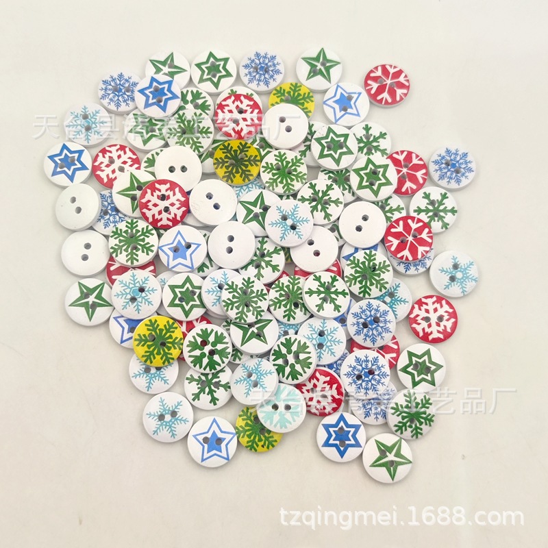 15mm botones redondos de dos ojos copos de nieve de Navidad con fondo blanco, 100 botones de madera mixtos de estrella de cinco puntas en un paquete