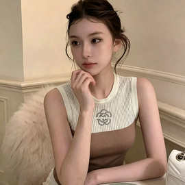 无袖挖肩气质上衣山茶花撞色半透烫花圆领针织背心拼色女