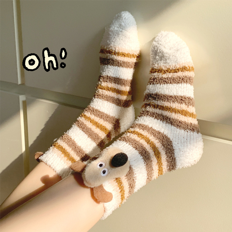 Fünf Paar Socken Puppe Niedliche Kleine Bärensocken Aus Korallenvlies Herbst- Und Wintersocken Gestreifte Bodensocken Für Zu Hause Schlafsocken Geschenk_voghion.com