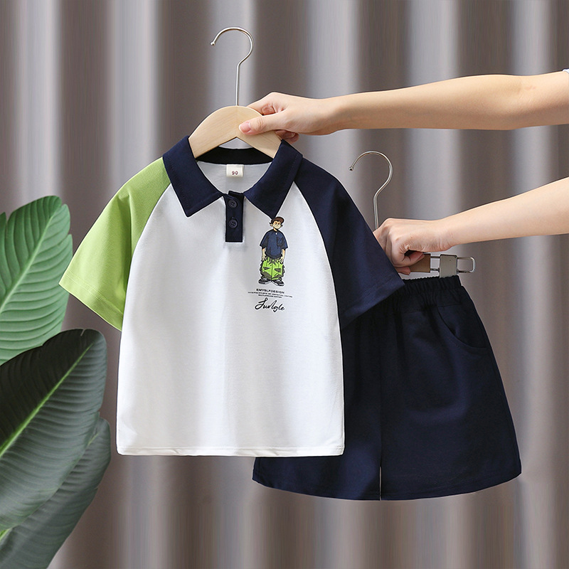 7434 traje de verano para niños 2025 nueva camisa POLO de manga corta para niños guapos traje de dos piezas deportivo de verano