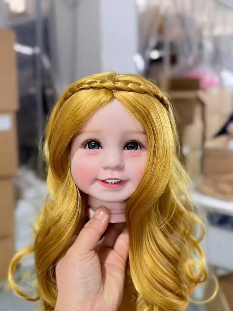 Cuatro dientes y seis dientes accesorios DIY muñeca peluca cubierta de seda de alta temperatura de color alrededor de 42 cm sólo venta cubierta de peluca