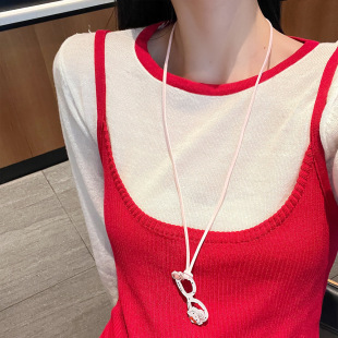 �ɐۄ���kitty؈���R������Ů��Ͱ���ͨ�첱�ճ��ٴ��L���i�