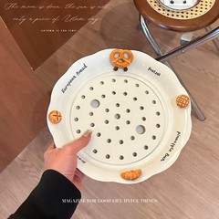 クリエイティブアニメかわいい陶磁器餃子皿水切り二重皿専用皿家庭用蒸し皿高温食器円盤