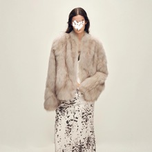 跨境付智恩 时髦欧尼 进口sagafurs双色立领落肩短款狐狸毛皮草外