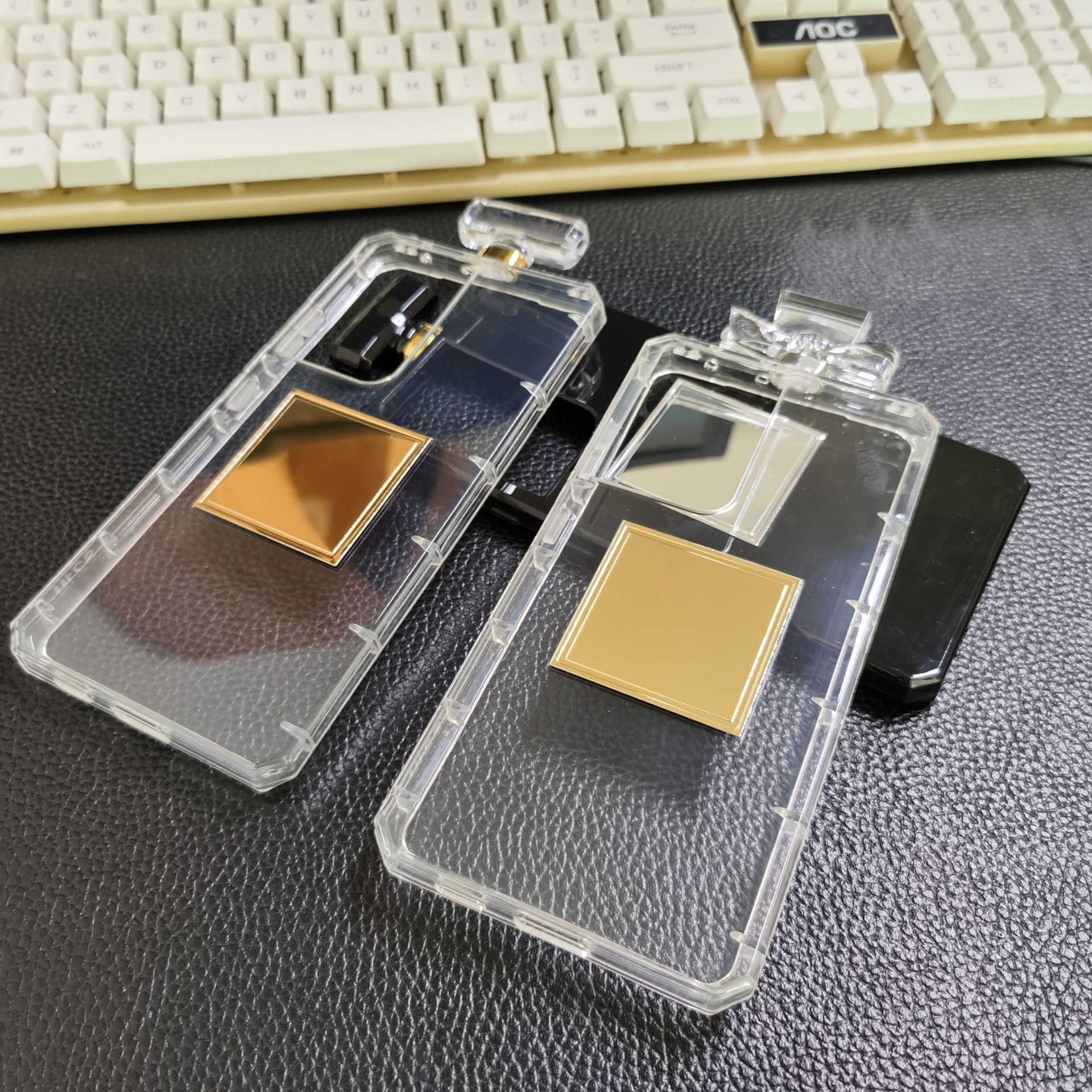 For SAM Samsung S22/S22PLUS/S22ULTRA phone case perfume bottle diamond chain material S24