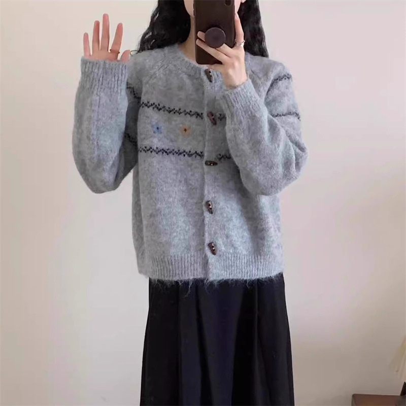 秋冬新款圆领牛角扣针织衫开衫女日韩风跨境森系绣花休闲百搭毛衣|undefined