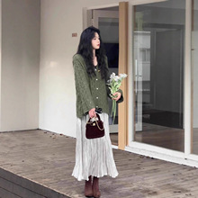 �d��ë�U��������OӋ�@�ݾGɫ���½�z�~β�����ɾo�㙉ɫ��ȹŮ