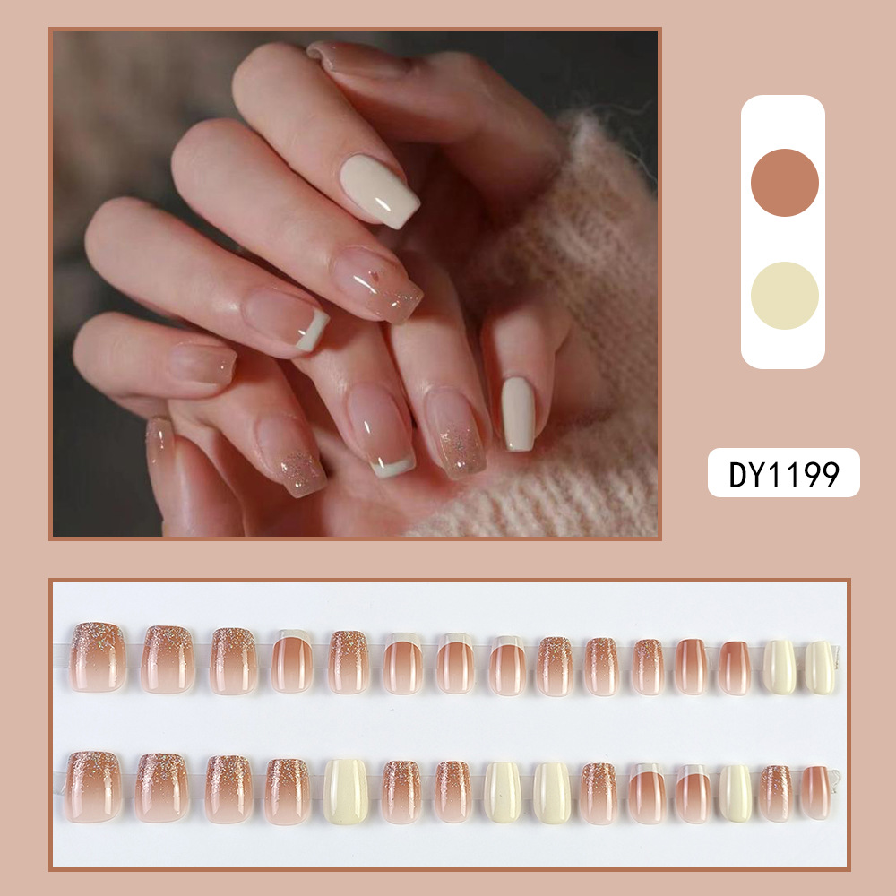 30 piezas de parche de uñas terminadas, leche de champagne, manicure blanca francesa, suave y dulce, trapezoidal corta, uñas para usar image 3