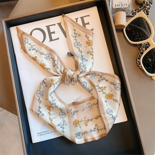  New French Retro Silk Scarf Autumn and Winter Floral Ribbon Niche Tie Braided Hairband Small Fragrant Style Jewelry Streamer