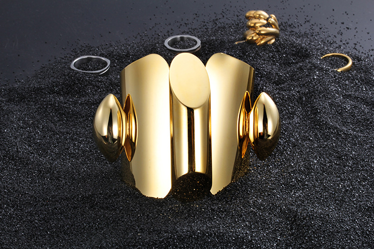 Housewarming, Anniversary, Business, Wedding, Travel, Birthday, Festival Occasion 304 Stainless Steel Material PVD Coated 18K Gold Plated Geometric Stainless Steel Fashion Waterproof Non Tarnish