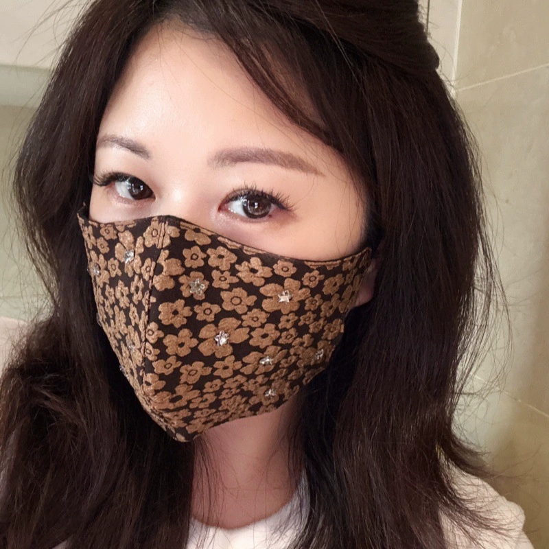 Winter fashionable retro three dimensional windproof keep warm adjustable medical mask, floral print