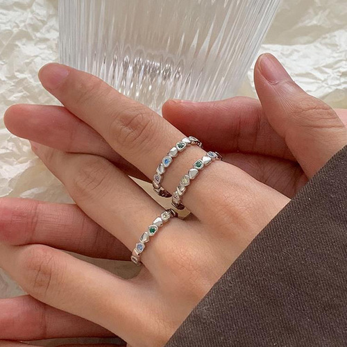 Retro Light Luxury Colorful Heart-Shaped Diamond Open Ring for Women, Instagram-Inspired Unique Design, High-End Sense of Color Diamond Love Ring