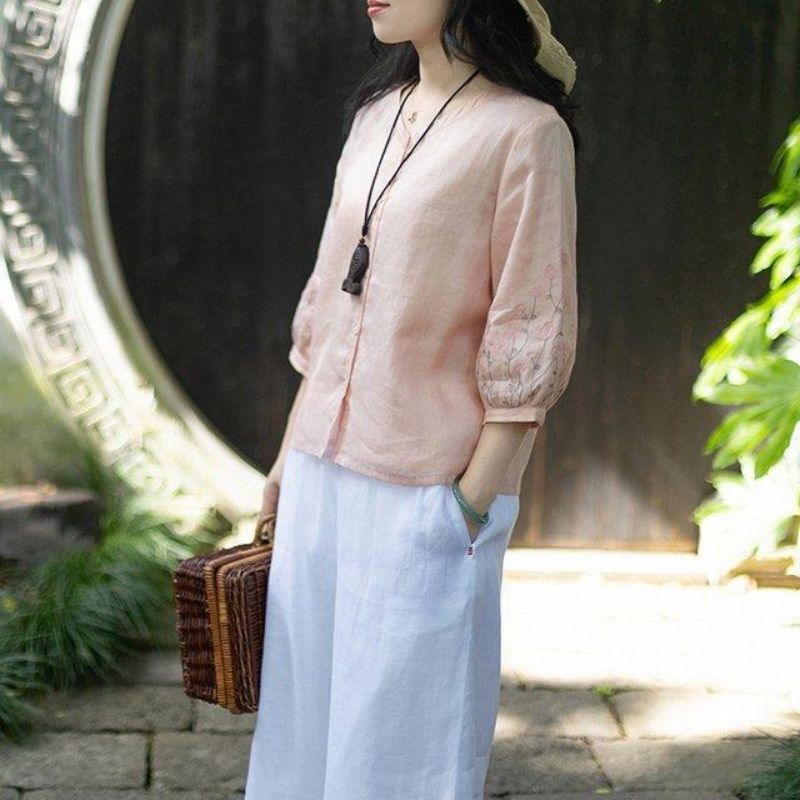 Summer High-End Cotton Solid Color Youthful Round-Neck Top with Vintage Cotton-Linen Embroidery and Three-Quarter Sleeves for Women Summer High-End Cotton Solid Color Youthful Round-Neck Top with Vintage Cotton-Linen Embroidery and Three-Quarter Sleeves for Women