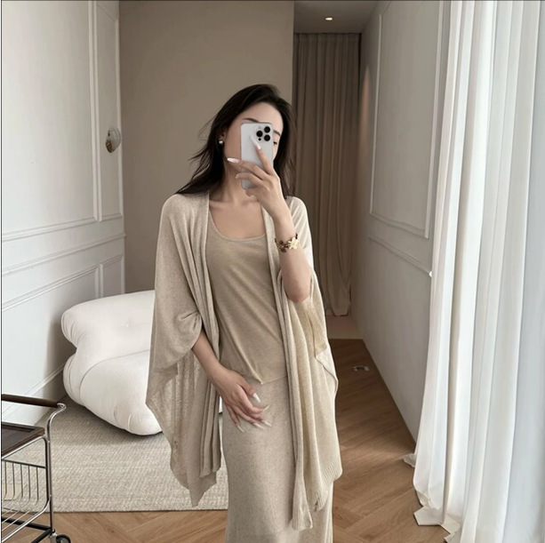 Casual and relaxed Tencel-linen knitted cardigan, versatile air-conditioning shirt, thin summer outerwear Casual and relaxed Tencel-linen knitted cardigan, versatile air-conditioning shirt, thin summer outerwear