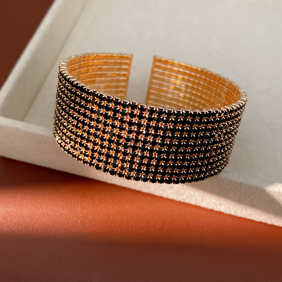 Brazalete - oro - negro