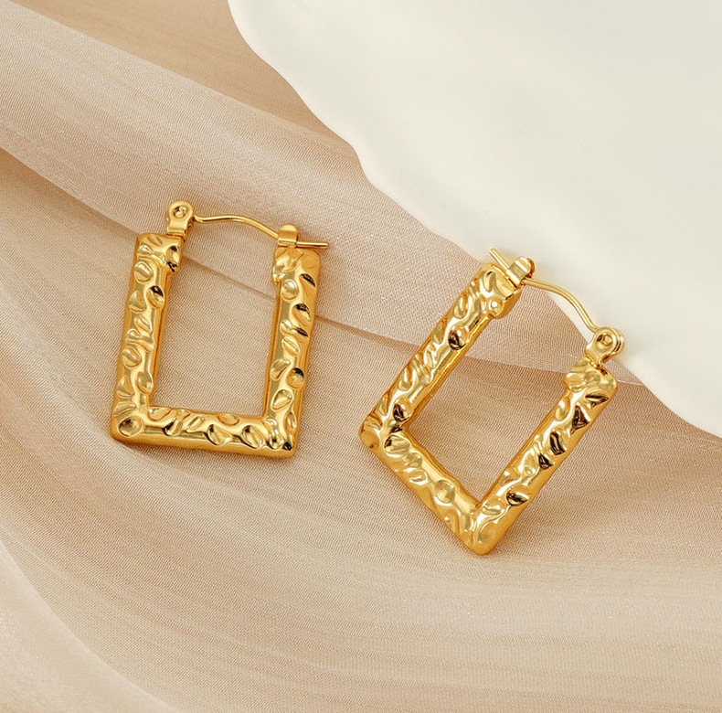 304 Stainless Steel Ear Needle Material 18K Gold Plated Plating Material PVD Coated 18K Gold Plated U Shape 304 Stainless Steel Simple Style Waterproof Non Tarnish Hoop Earrings