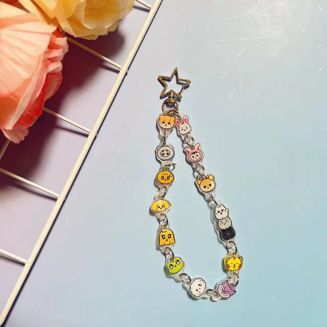 Браслет SEVENTEEN Little 17, акриловые подвески, серебряная звёздная застёжка, брелок-ключ