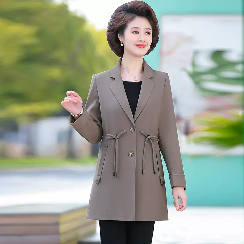2025新款中年妈妈春装洋气高贵风衣外套中长款中老年女装气质上衣