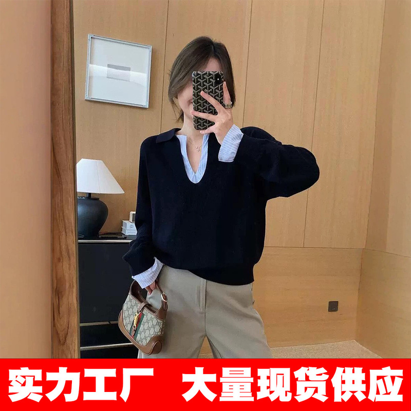 Core-spun yarn fabric, faux two-piece striped knit top for women, autumn and winter, stylish loose V-neck base shirt Core-spun yarn fabric, faux two-piece striped knit top for women, autumn and winter, stylish loose V-neck base shirt